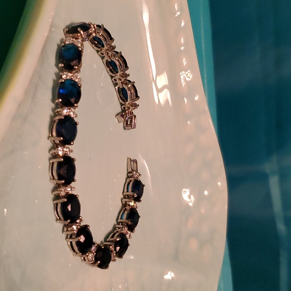 Womens size 8" Royal Blue, Clear Stones, Silver